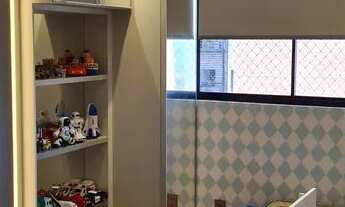 Imagem 4: Lindo Apartamento de Alto Padrão Na Av dos Holandeses, Ponta do farol, Vista Mar, Reformad