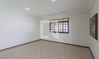 Imagem 2: Casa para Aluguel - Bandeirantes, 3 Quartos, 402 m2