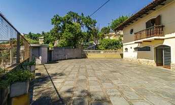 Imagem 5: Ótima oportunidade de investimento, excelente para incorporadora. Casa com 4 dormitórios