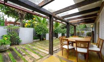 Imagem 7: Encantadora casa térrea no Caxingui: conforto e bem estar em um só lugar!