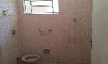 Imagem 3: Casa para venda possui 200 metros quadrados com 2 quartos em Vila Bela Vista - Santo André