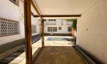 Imagem 5: CASA COMERCIAL IDEAL PARA CLÍNICAS / CRECHES NO MELHOR PONTO DO SION, A DOIS QUARTEIROES D