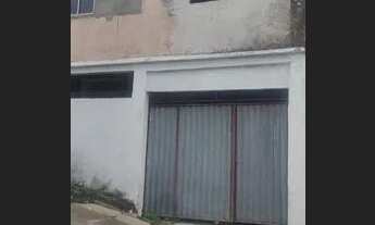 Imagem: ALUGA-SE CASA COM GARAGEM E LAJE LIVRE