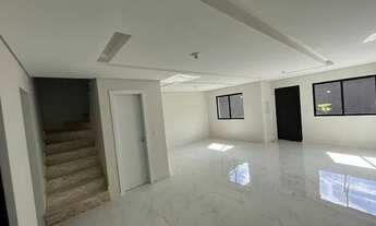 Imagem 2: Sobrado com 3 dormitórios à venda, 160 m² por R$ 699.000,00 - Uberaba - Curitiba/PR