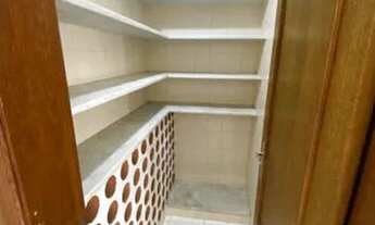 Imagem 4: LEO - Casa possui 326 metros quadrados com 4 quartos em Madalena - Recife - Pernambuco