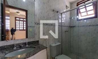 Imagem 5: Casa para Aluguel - Castelo, 3 Quartos, 210 m2