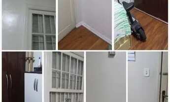 Imagem: Quarto completo espaçoso