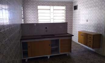 Imagem 7: Casa para venda possui 200 metros quadrados com 2 quartos em Vila Bela Vista - Santo André