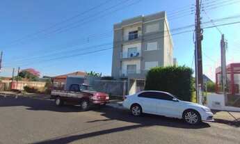 Imagem: Alugo Apartamento em Bastos