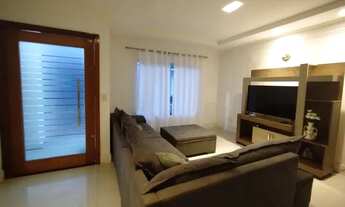 Imagem 2: Villa Firenze: Bonita Casa 2 Pavimentos 4 Quartos (2 Suítes) 1 Vg