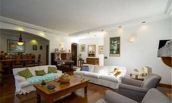 Imagem 7: Casa Exclusiva com piscina em um dos bairros mais charmosos de São Paulo: Campo Belo