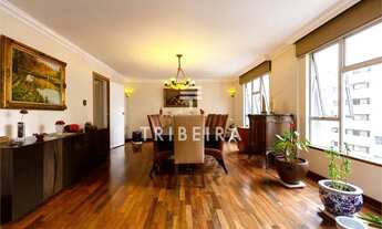 Imagem 4: Imóvel um por andar de 307m², com 3 dormitórios (sendo 1 suíte)