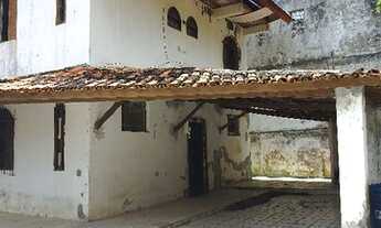 Imagem 4: Casarão antigo,3/4 itapoan