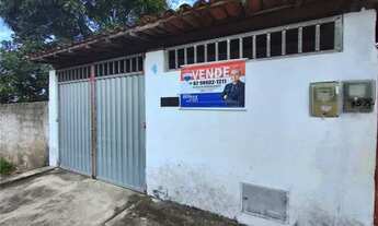 Imagem: Duas casa à venda, são 4 dormitórios