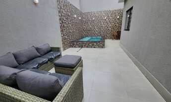 Imagem 4: Linda casa, pé direito duplo, Paisagismo, piscina, churrasqueira