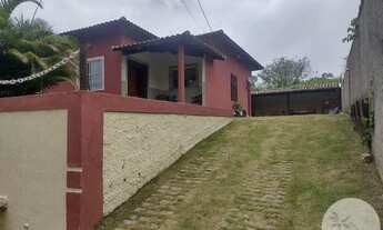 Imagem: Casa com 3 quartos sendo 1 suíte