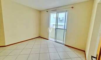 Imagem 4: Apartamento 2 dormitórios com sacada e garagem no Centro de Santa Maria!