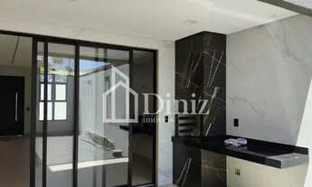 Imagem 6: Casa para a venda no setor central com 3/4 sendo um suíte com 225m2 de lote