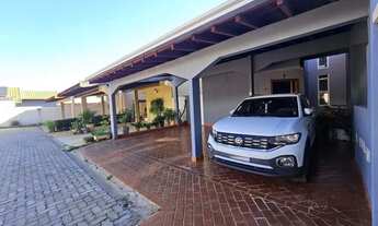 Imagem 3: Sobrado em condominio em local tranquilo em frente a praça