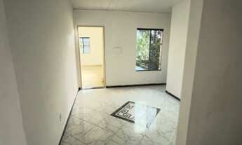 Imagem 5: Casa de andar com piscina R$ 249.999 3/4