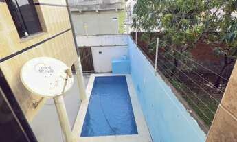 Imagem 2: Casa de andar com piscina R$ 249.999 3/4