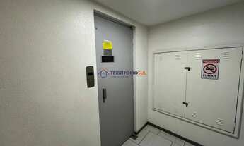 Imagem 4: Apartamento de 2 quartos com sacada e terraço na Tristeza