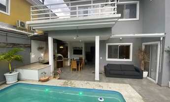 Imagem: Casa de Condomínio com 4 Quartos à venda