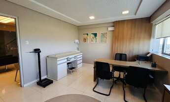 Imagem 5: Sala no Multiplace 100% Mobiliada - Reformada e Decorada - 4 mil