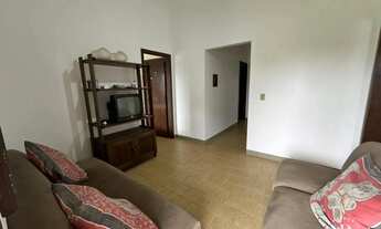 Imagem 5: Casa com 3 dormitórios e amplo quintal, no Centro de Imbé