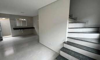 Imagem 2: Sobrado novo à venda 02 dormitórios 01 vaga em condomínio Maracanã - Praia Grande - SP