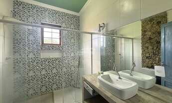 Imagem 4: Imóvel com 02 dormitórios, sendo 01 suíte, sala de estar, cozinha e sala de jantar conjuga