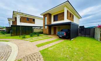 Imagem 2: Imóvel para aluguel possui 200 metros quadrados com 3 quartos