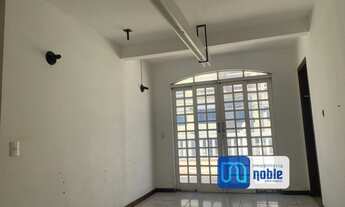 Imagem 6: Casa para venda tem 250 metros quadrados com 5 quartos em Residencial Santos Dumont - Bras