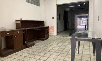 Imagem 2: Excelente sobrado comercial com 220m², 8 salas, 2 banheiros, 2 vagas