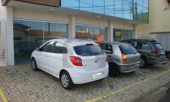 Imagem 4: SALÃO EM BAIRRO PRÓXIMO A SAÍDA DA CIDADE