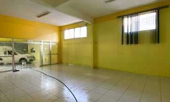 Imagem 2: EDIFICIO COMERCIAL DE 3 ANDARES PROXIMO AO T1