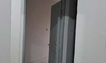 Imagem 2: ALUGA-SE APTO Kitnet com 2 dormitórios