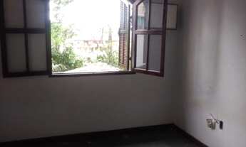 Imagem 2: Casa Cancela Preta c/ 2qts, 2brs, 1vg, quintal, varanda