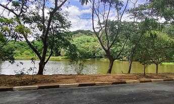 Imagem 2: Casa para venda possui 400 metros quadrados com 5 quartos