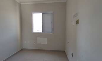 Imagem 3: Apartamento para venda possui 48 metros quadrados com 2 quartos em Castelo - Santos - São