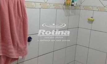 Imagem 4: Casa Condomínio Fechado à venda, 3 quartos, 1 suíte, 4 vagas, Minas Gerais - Uberlândia/MG