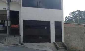 Imagem: Terreno com 3(três) Casas