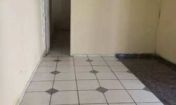 Imagem 4: Aluga kit na Quadra 31 setor leste 2quartos sala cozinha 600 reais