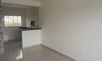 Imagem 6: Casa com 2 quartos com vaga para 5 carros