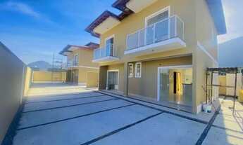 Imagem 2: Casa duplex com 2 suítes com vista em ótima localização de Itaipuaçú