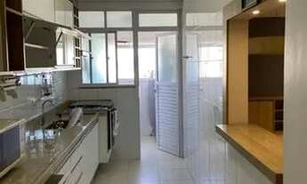 Imagem 3: Lindo AP na ponta da praia em Santos