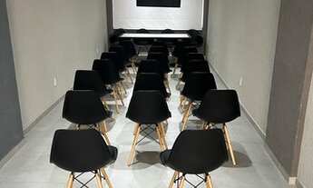 Imagem: Sala em prédio funciona 24h