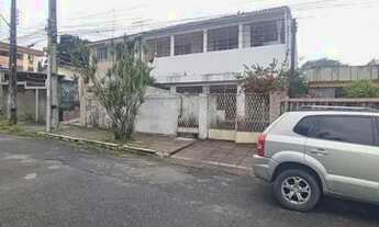 Imagem 5: Estou vendendo as duas casas, térrea e outra no 1° andar. Entradas independentes por um va