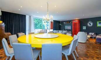 Imagem 7: Apto descolado, andar baixo, 260 m2, 3 dormitórios, 3 suítes, 2 vagas a venda por R$2.700