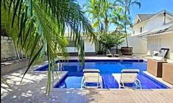 Imagem 3: Casa de condomínio para venda tem 360 metros quadrados com 4 quartos